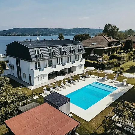 Aquavista - Pied Dans L'eau & Pool Apartment