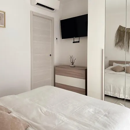 Apartment Aquavista - Pied Dans L'eau & Pool