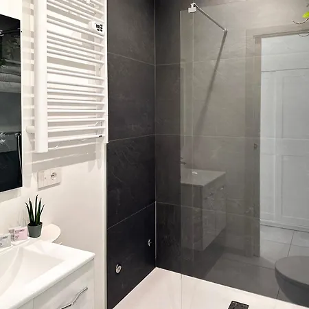 Apartment Aquavista - Pied Dans L'eau & Pool